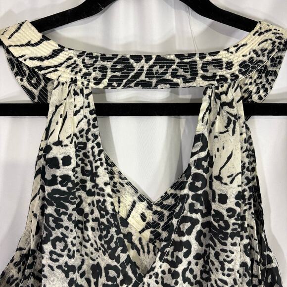 Sioni Women’s Tank Size M | Animal Print V-Neck Top with Back Cutout - Picture 4 of 6